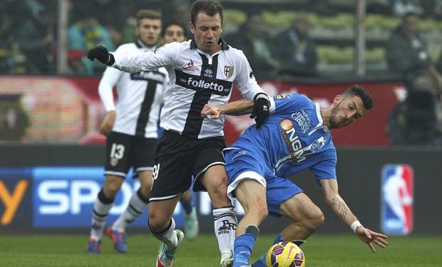 Parma được bán cho chủ mới với giá rẻ bèo