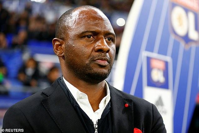 Patrick Vieira chính thức trở lại Premier League