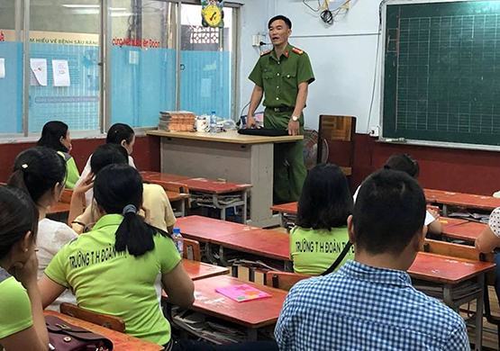 Trường tiểu học diễn tập PCCC, cứu nạn – cứu hộ