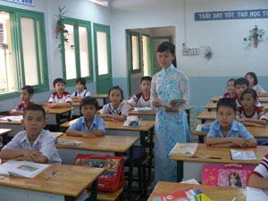 Phải có chế độ đãi ngộ với nhà giáo