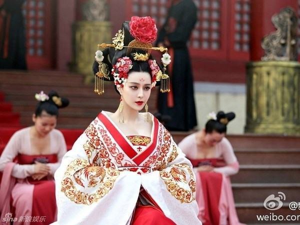 Phạm Băng Băng lọt top 10 nữ diễn viên thu nhập cao nhất thế giới