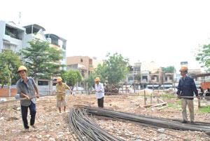 Phản đối xây trường là sai