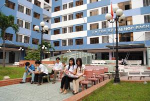 Phân tầng, xếp hạng cơ sở giáo dục ĐH: Không giống việc gắn huân chương