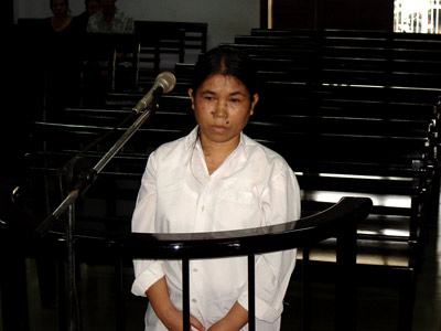 Phạt 4 năm tù “thày cúng” đấm, đạp người bệnh đến chết…