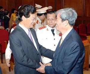 Phát động thi đua CAND vì nước quên thân, vì dân phục vụ