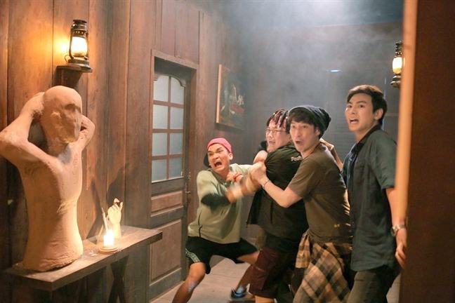 Phát hành phim Việt song song nơi sân khách: Cứ gõ, cửa sẽ mở!