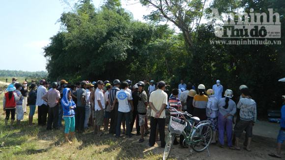 Phát hiện xác nam sinh nhảy cầu tự vẫn