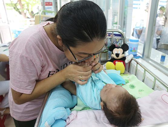 Phẫu thuật thành công cho bệnh nhi bị bệnh hiếm gặp