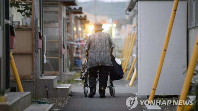 Phía sau Seoul lung linh có ‘những cái chết cô độc’ - Ảnh 3.