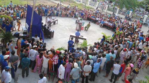 Phiên tòa giả định, lợi cả đôi đường