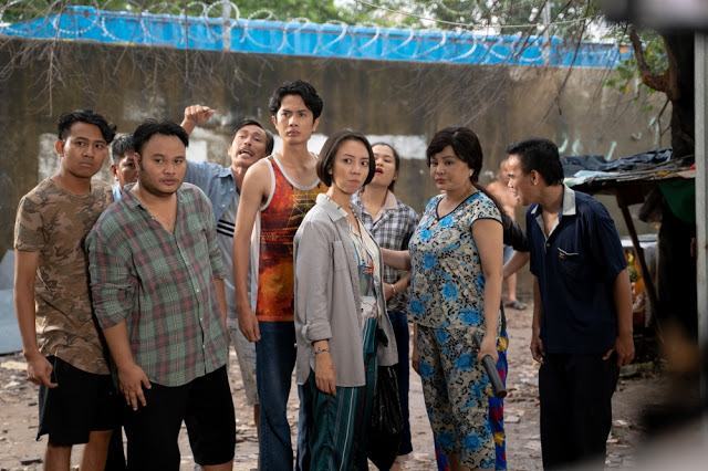 Phim chiếu mạng: Đừng tự nhiên chủ nghĩa quá đà