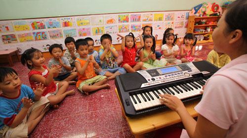 Phổ cập giáo dục mầm non cho trẻ 5 tuổi: Lực bất tòng tâm?