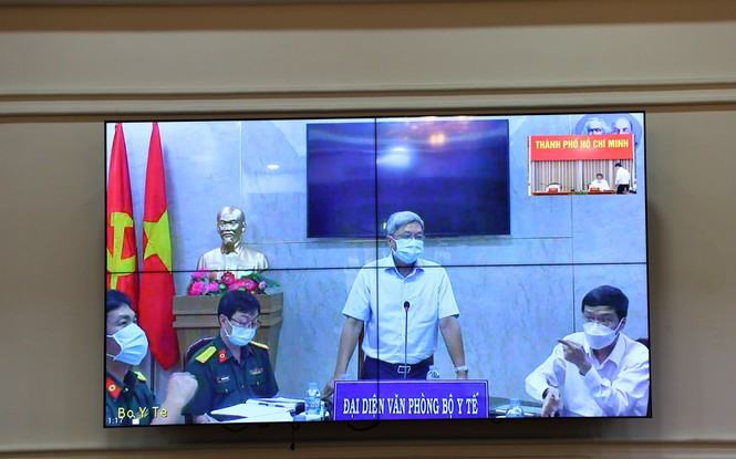 Phó thủ tướng Vũ Đức Đam: ‘TPHCM có thể còn những ổ dịch khác trong cộng đồng… - ảnh 1