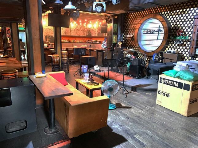 Phòng trà âm nhạc khát khao chờ tiếng hát