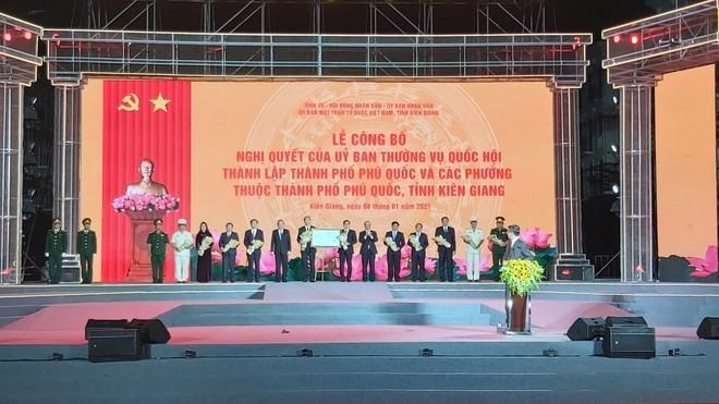 Phú Quốc chính thức trở thành thành phố đảo đầu tiên của Việt Nam - ảnh 2