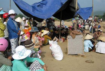 Phú Yên: Đã tìm thấy thi thể 3 nữ sinh tắm sông mất tích