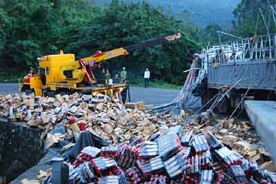 Phú Yên: Kẹt xe hơn 20km trên đèo Cả