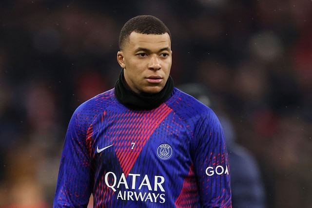 PSG bất ngờ loại Mbappe khỏi chuyến du đấu Nhật Bản