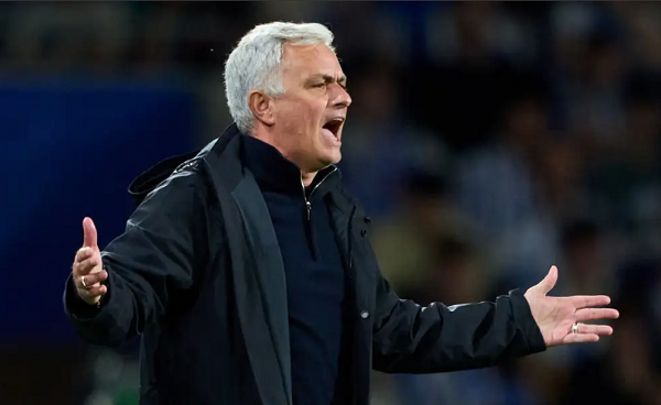 PSG chọn Mourinho thay Galtier