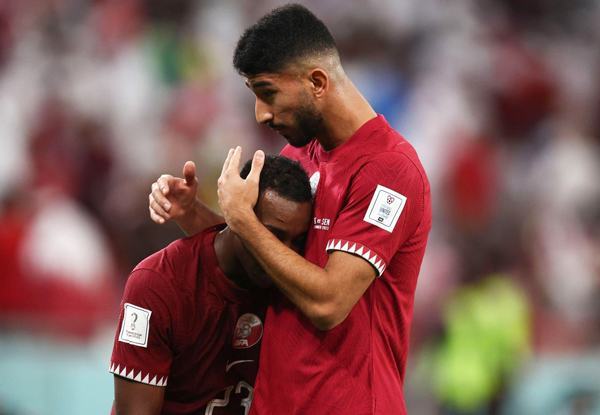 Qatar trở thành đội chủ nhà tệ nhất lịch sử World Cup