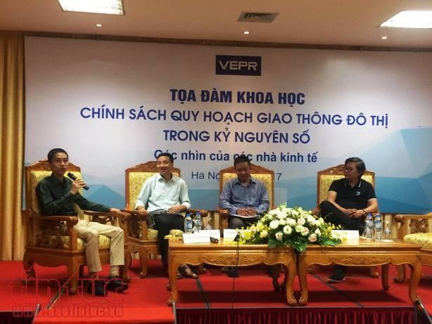 Quản lý Uber, Grab: Không thể ứng xử với cái cốc như cái đĩa