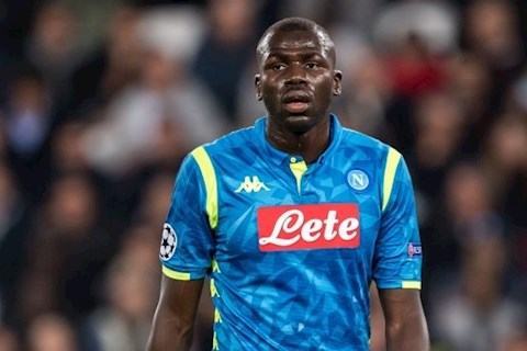 Quan tâm Koulibaly, MU bị cựu cầu thủ Chelsea “đá xoáy”