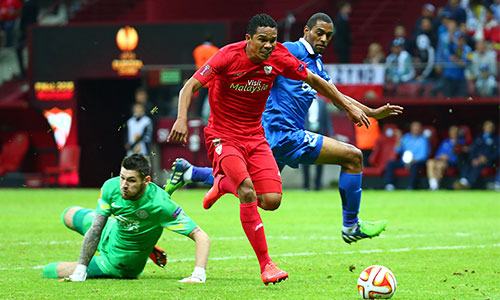 Quật ngã Dnipro, Sevilla bảo vệ thành công chức vô địch Europa League