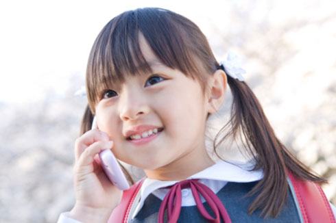 Rắc rối khi trẻ xài “dế”