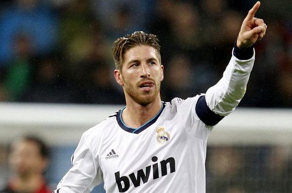 Ramos mượn M.U ép Real tăng lương