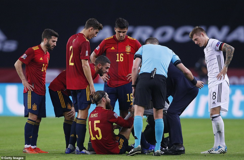 Ramos và Varane khiến Real Madrid ‘đổ mồ hôi hột’