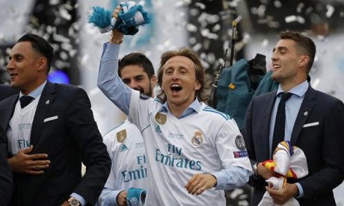 Real Madrid chỉ để Modric ra đi với giá gần 870 triệu đôla