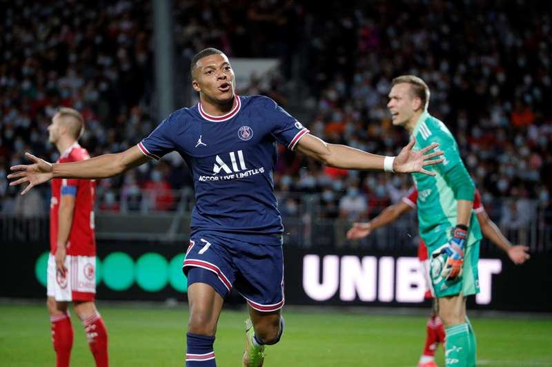 Real Madrid ra giá 160 triệu euro cho Mbappe