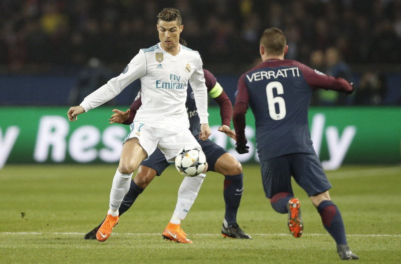 Real Madrid vào tứ kết: Tuyệt đỉnh Ronaldo