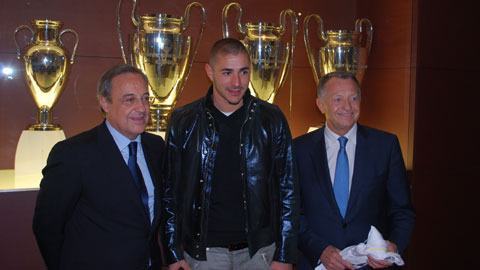 Real tính bán Benzema lấy tiền mua Reus