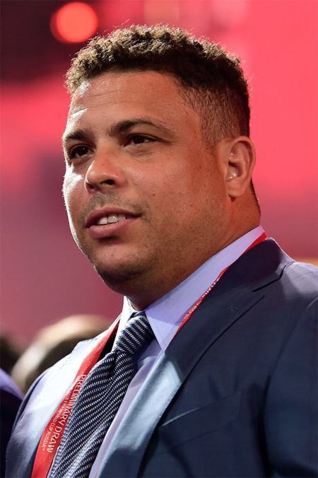 Ro béo trở lại Real làm đại sứ kiêm cố vấn