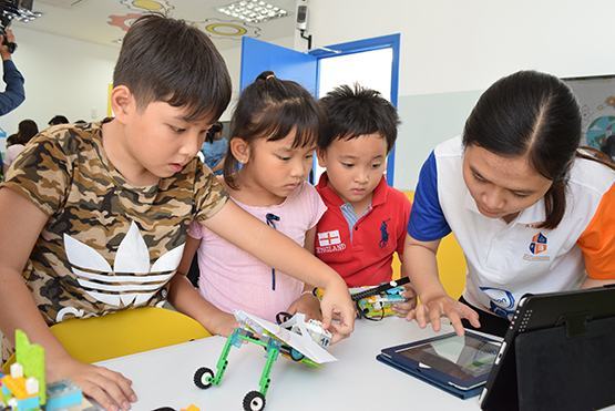 Tìm kiếm tài năng robot – Robotacon