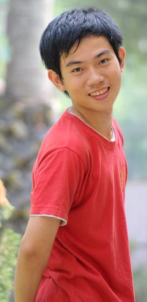 Robot giáo dục “made in sinh viên”