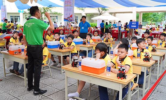 111 học sinh tranh cúp Robotviet lần 1-2018