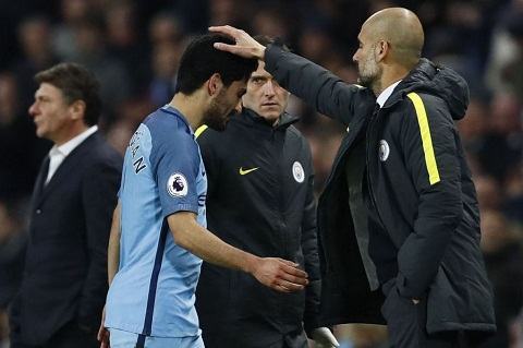 Rời sân với những giọt nước mắt, Gundogan sẽ nghỉ thi đấu vài tháng