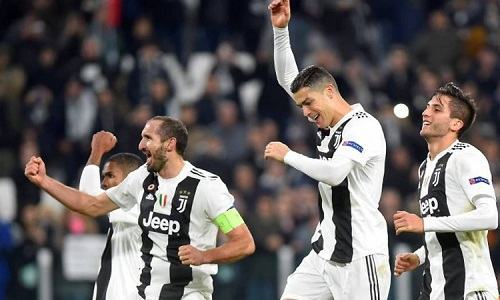 Ronaldo lập kỷ lục thắng trận thứ 100 tại Champions League