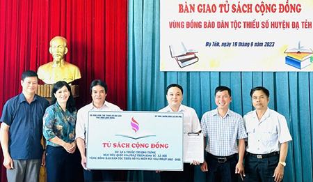 Lâm Đồng: Đưa sách đến với học sinh vùng dân tộc thiểu số