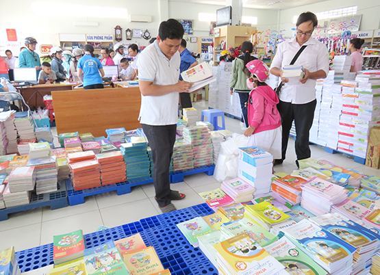 Đảm bảo nhu cầu về sách cho giáo viên và HS