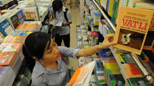 Sách tham khảo – Lập lờ đánh lừa học sinh