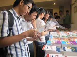 Sách và chấn hưng giáo dục