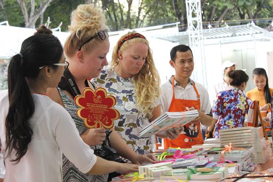 Sách ngoại văn đến gần hơn với độc giả Việt