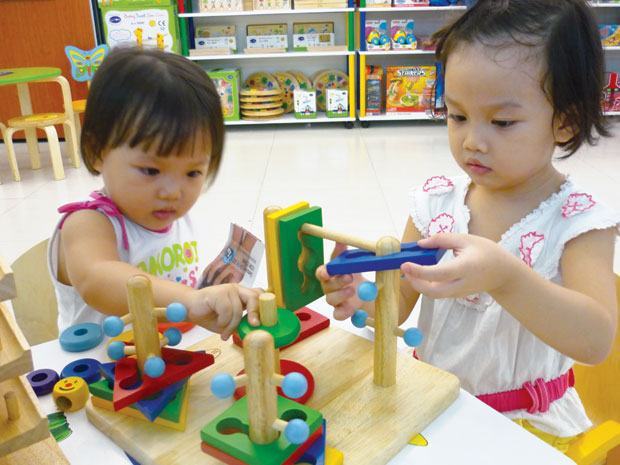 Sắm đồ chơi… để học