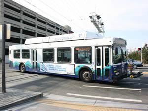 Sản xuất 300 xe buýt sử dụng nhiên liệu khí nén thiên nhiên