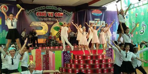 Cần sáng tạo nên những hình tượng nghệ thuật để con người vươn tới