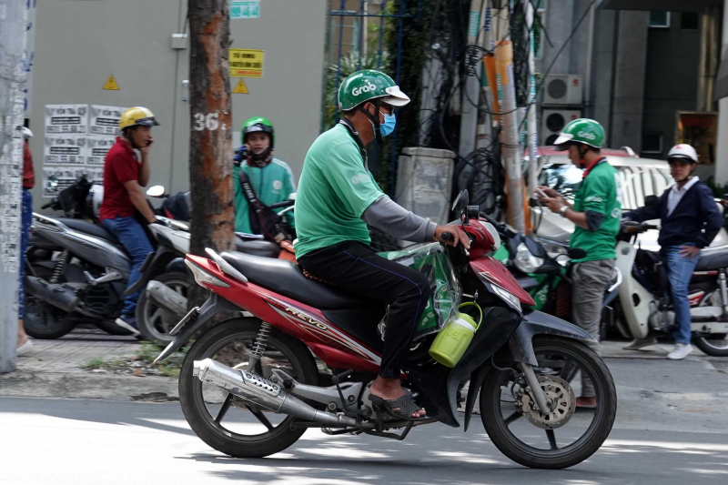 Sao chưa cho xe ôm công nghệ chạy lại? - ảnh 1