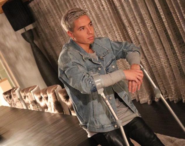 Sao Man City xác nhận ngồi chơi xơi nước 3 tháng